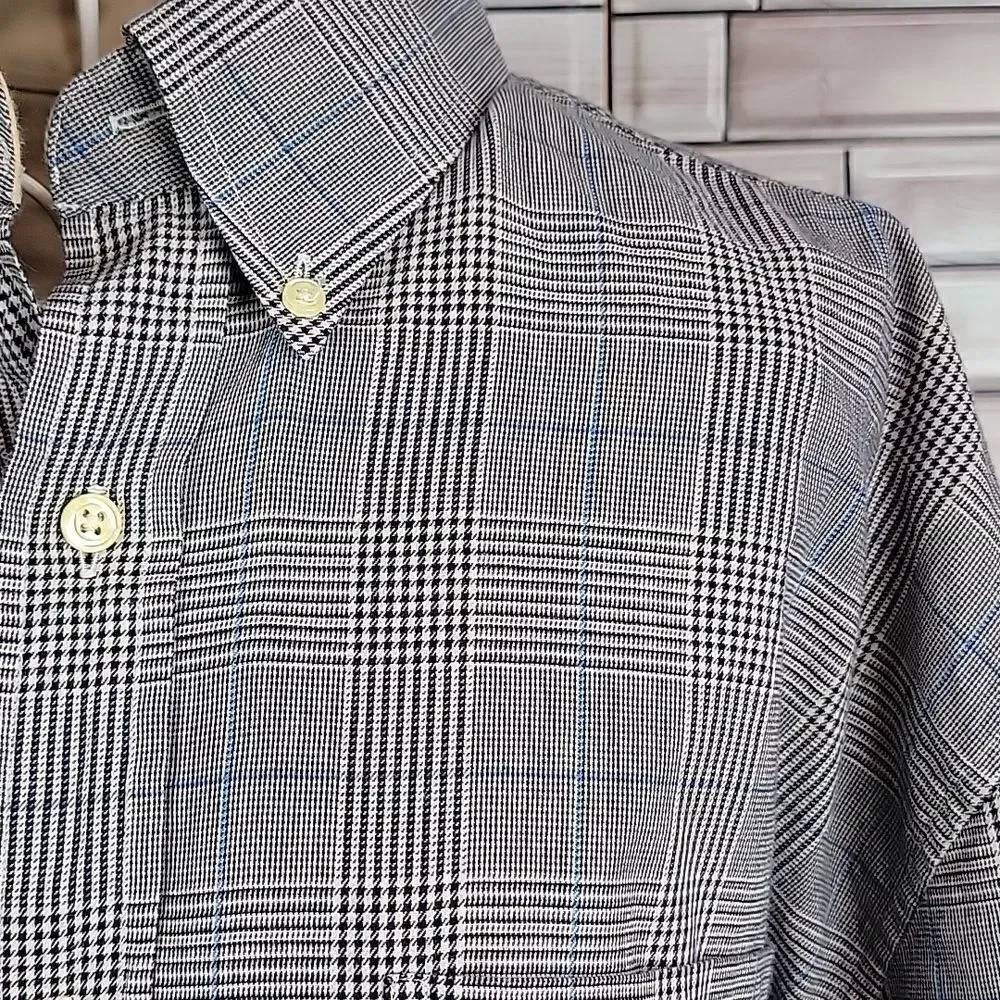 Saddlebred Men's button-down dress shirt Size L